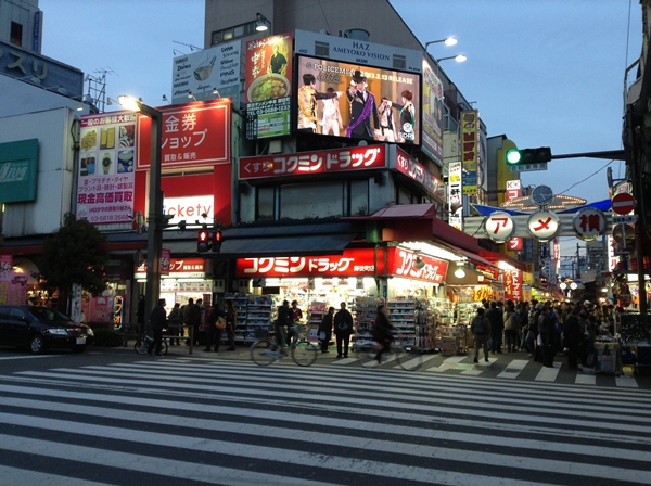 最寄駅「JR御徒町」からのアクセスご案内